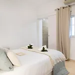 Puerto Banus Near La Sala By The Sea - Happy מארבלה
