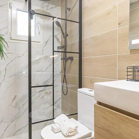 Puerto Banus Near La Sala By The Sea - Happy Apartman *