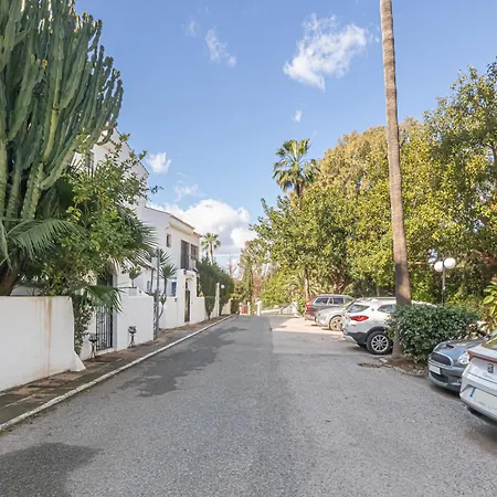 Puerto Banus Near La Sala By The Sea - Happy Apartamento Marbella